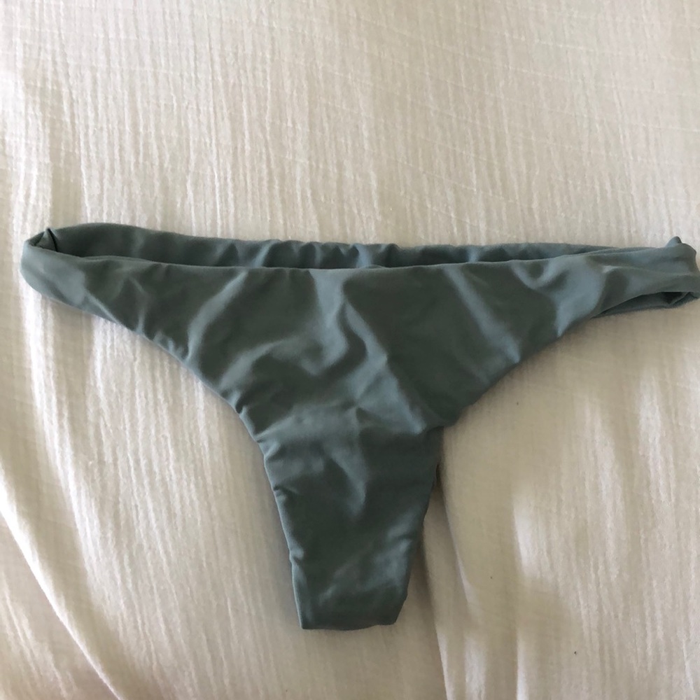 Benoa medium swimsuit bottoms